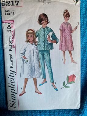 Simplicity 5217 pattern kids pajamas and robe size 12